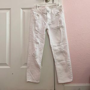 White ripped cropped American Eagle Jeans 00